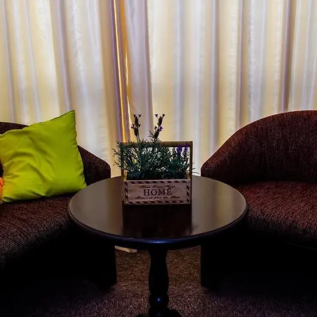 Sezoni South Guest house 2*