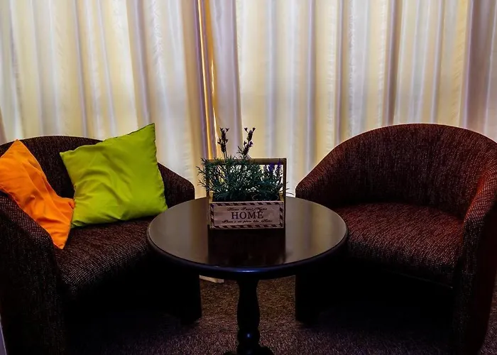 Sezoni South Guest house 2*