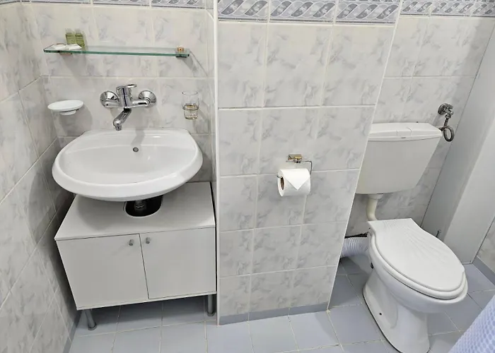 Гостевой дом Sezoni South 2*